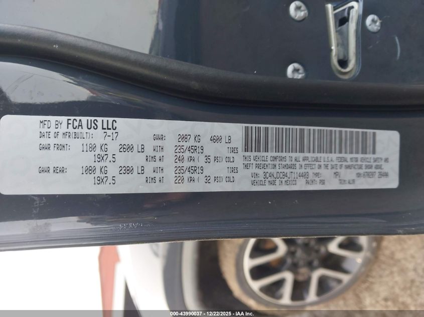 2018 Jeep Compass Limited 4X4 VIN: 3C4NJDCB4JT114403 Lot: 43990037