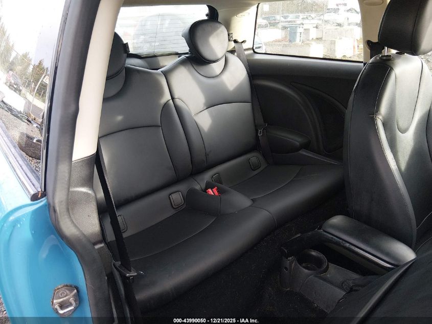 2013 Mini Hardtop Cooper VIN: WMWSU3C59DT687129 Lot: 43990050