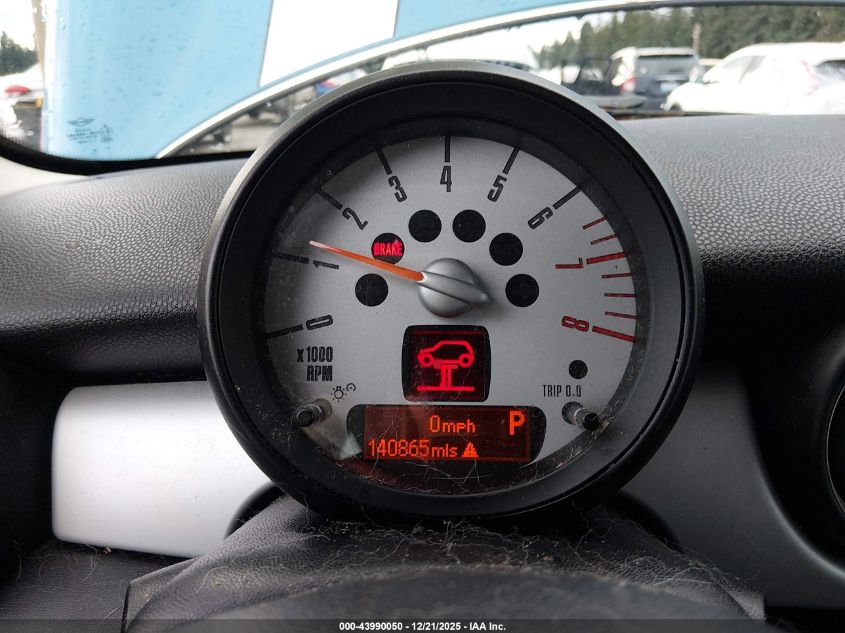 2013 Mini Hardtop Cooper VIN: WMWSU3C59DT687129 Lot: 43990050