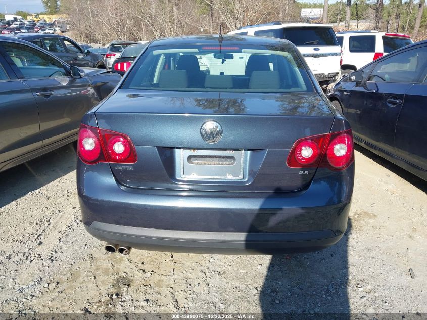 2010 Volkswagen Jetta S VIN: 3VWJX7AJ2AM015269 Lot: 43990075