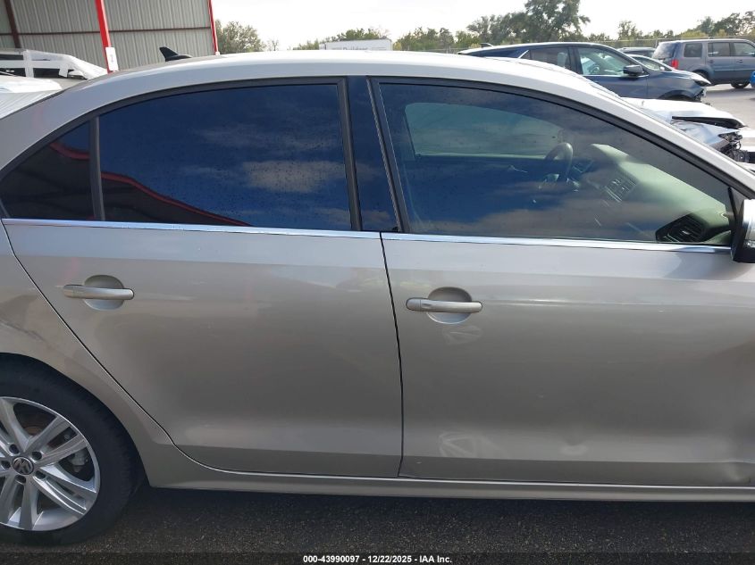 2015 Volkswagen Jetta 1.8T Sel VIN: 3VWL07AJ6FM237379 Lot: 43990097