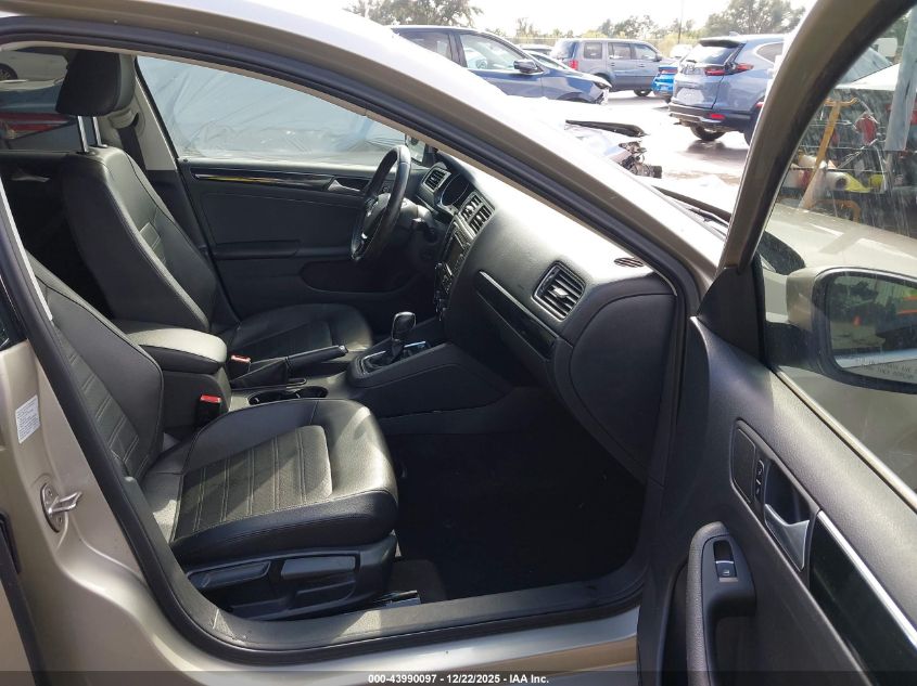 2015 Volkswagen Jetta 1.8T Sel VIN: 3VWL07AJ6FM237379 Lot: 43990097