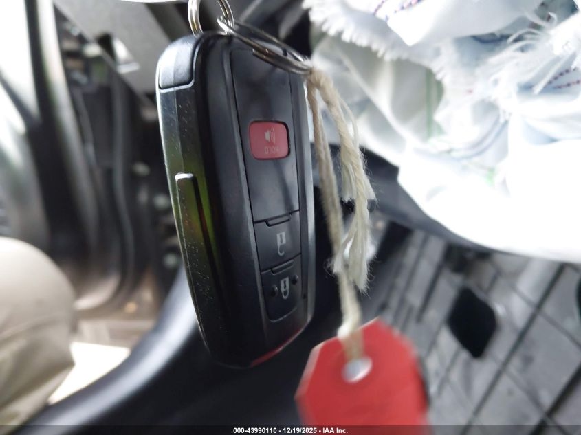 2020 Toyota Prius Xle VIN: JTDKARFU0L3118086 Lot: 43990110