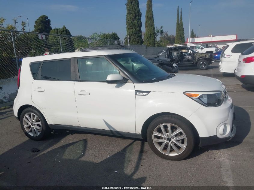 2018 Kia Soul + VIN: KNDJP3A56J7527433 Lot: 43990289