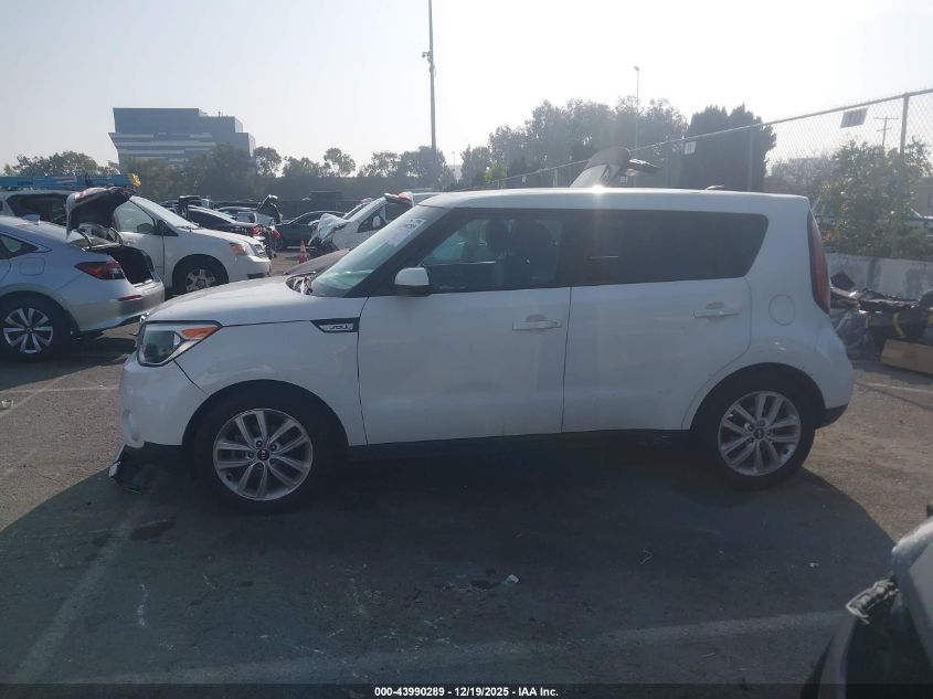 2018 Kia Soul + VIN: KNDJP3A56J7527433 Lot: 43990289