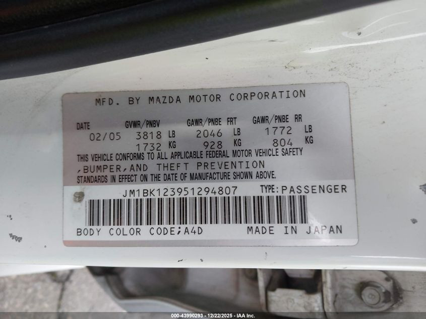 2005 Mazda Mazda3 S VIN: JM1BK123951294807 Lot: 43990293