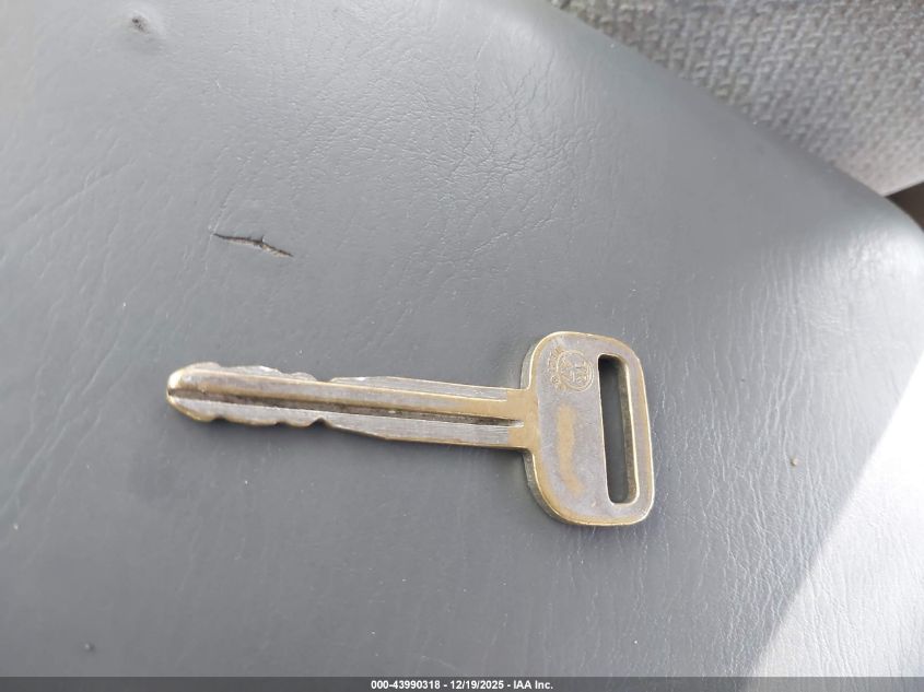 1995 Toyota Camry Xle VIN: 4T1GK13E5SU106621 Lot: 43990318