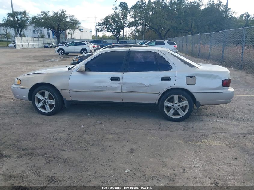 1995 Toyota Camry Xle VIN: 4T1GK13E5SU106621 Lot: 43990318