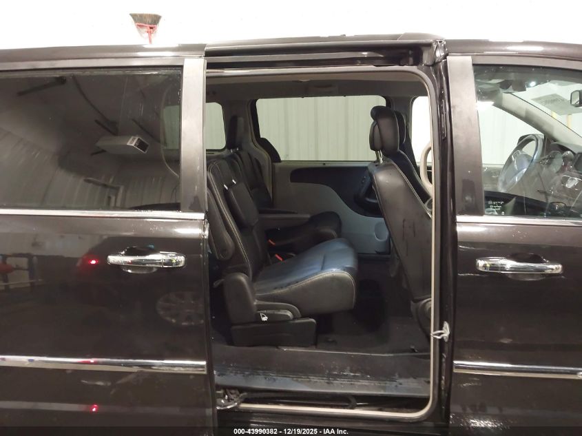 2015 Chrysler Town & Country Touring VIN: 2C4RC1BG9FR602523 Lot: 43990382