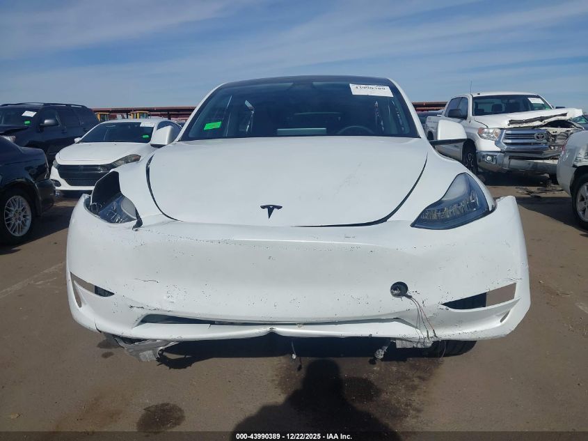 2023 Tesla Model Y Awd/Long Range Dual Motor All-Wheel Drive VIN: 7SAYGDEE4PA134810 Lot: 43990389