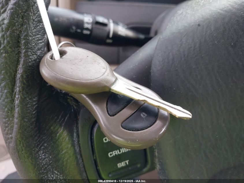 2001 Jeep Grand Cherokee Laredo VIN: 1J4GW48N11C527723 Lot: 43990418