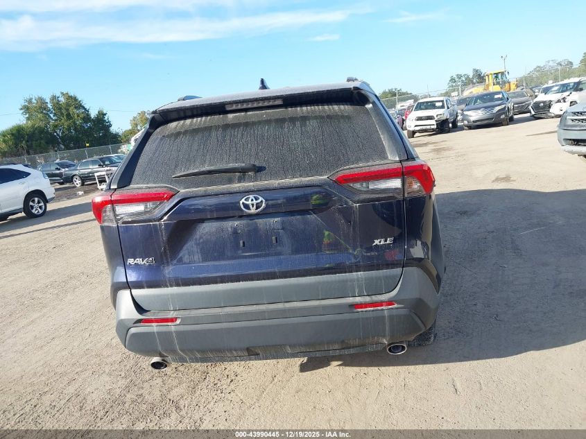 2022 Toyota Rav4 Xle VIN: 2T3W1RFV4NW226334 Lot: 43990445