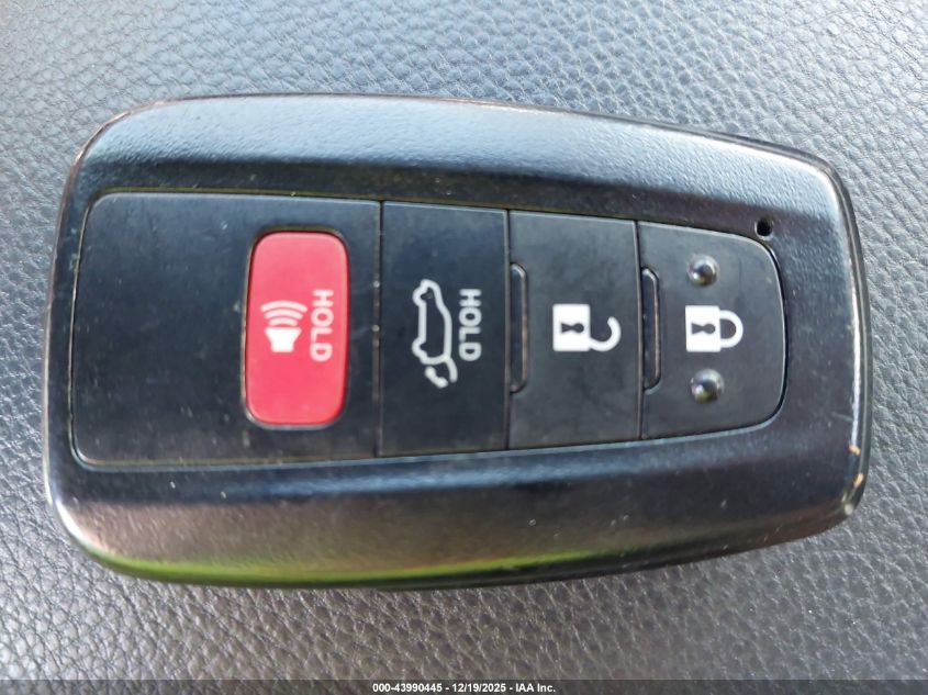 2022 Toyota Rav4 Xle VIN: 2T3W1RFV4NW226334 Lot: 43990445