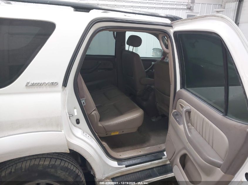 2004 Toyota Sequoia Limited V8 VIN: 5TDBT48A74S207217 Lot: 43990501