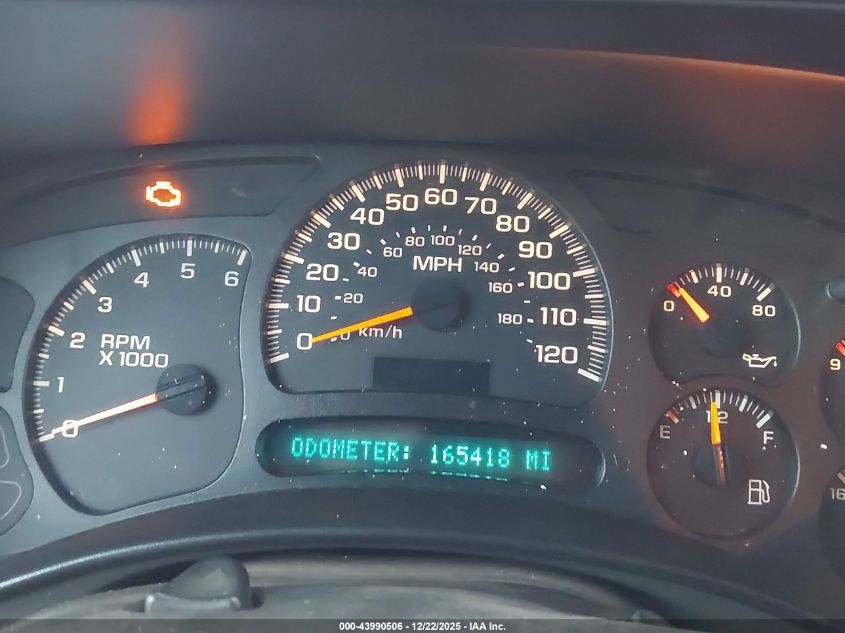 2005 GMC Sierra 1500 Sle VIN: 2GTEC13TX51105052 Lot: 43990506