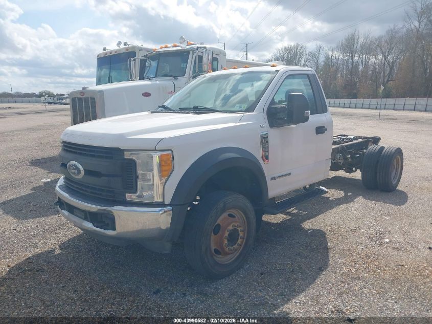 2017 Ford F-550 Chassis Xl