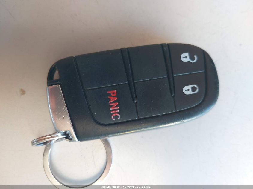 2018 Dodge Journey Sxt VIN: 3C4PDCBB9JT305665 Lot: 43990583