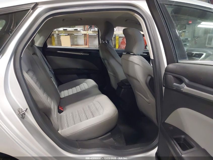 2016 Ford Fusion S VIN: 3FA6P0G74GR141159 Lot: 43990597