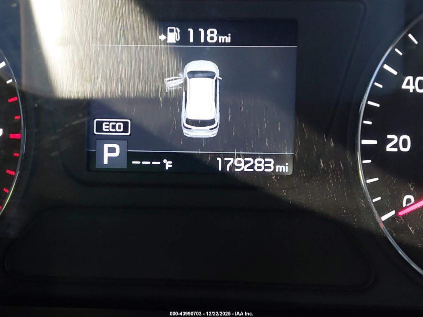 2020 Kia Sorento 2.4L L VIN: 5XYPG4A37LG664739 Lot: 43990703