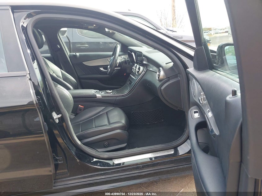 2019 Mercedes-Benz C 300