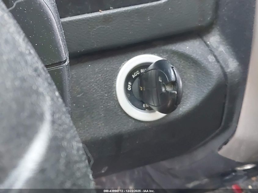 2017 Ram 1500 Slt 4X4 6'4 Box VIN: 1C6RR7GG4HS777068 Lot: 43990772