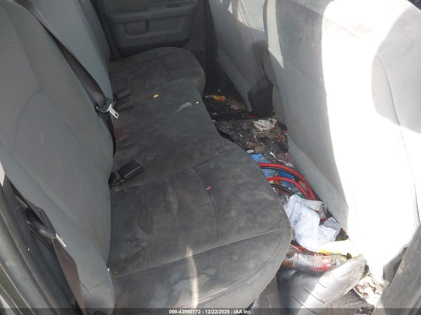 2017 Ram 1500 Slt 4X4 6'4 Box VIN: 1C6RR7GG4HS777068 Lot: 43990772