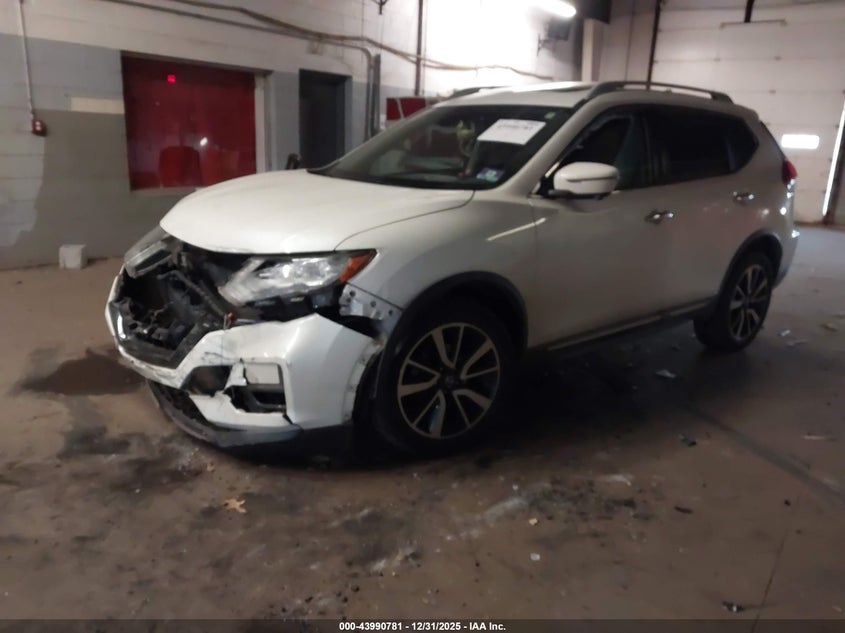 2019 NISSAN ROGUE auction photo 2
