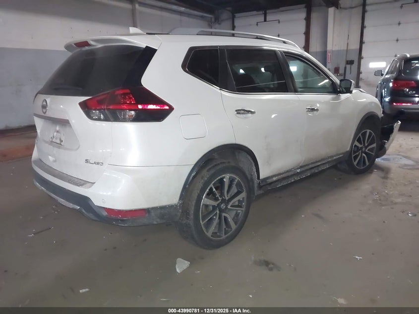 2019 NISSAN ROGUE auction photo 4