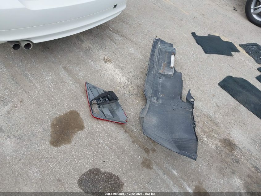 2010 Honda Accord 3.5 Ex-L VIN: 1HGCS2B85AA000899 Lot: 43990804