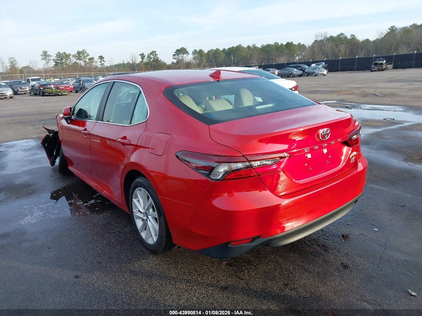 2024 Toyota Camry Le