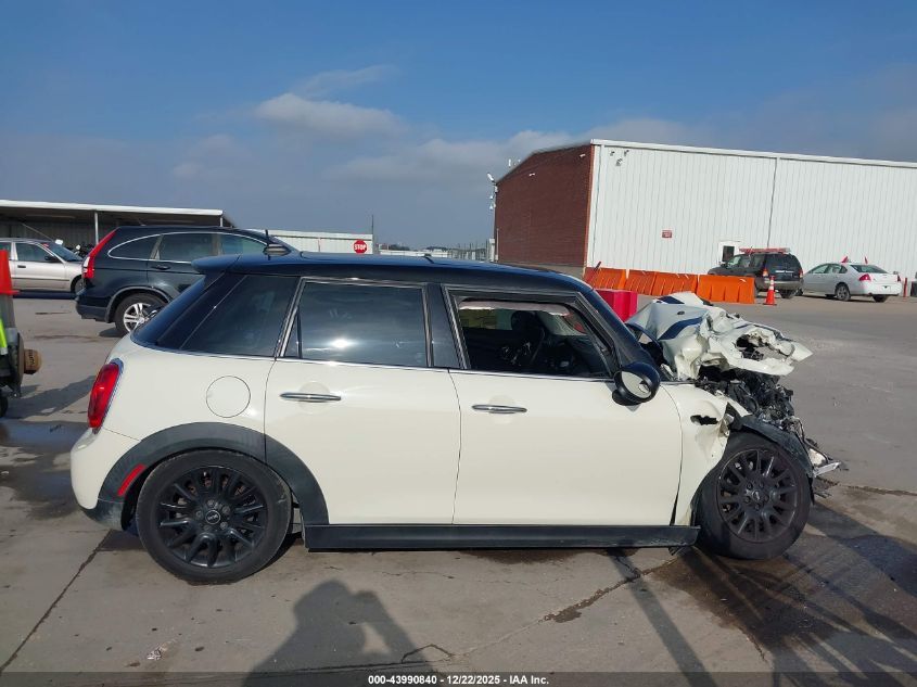 2016 Mini Hardtop Cooper VIN: WMWXU1C56G2D10376 Lot: 43990840