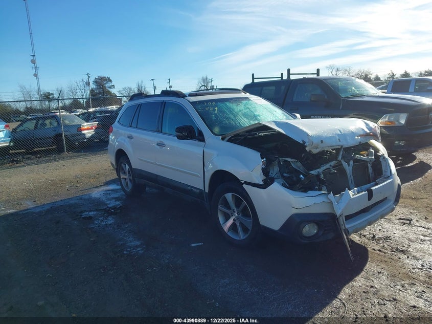 4S4BRCPC3E3244131 2014 Subaru Outback 2.5I Limited auction photo 1
