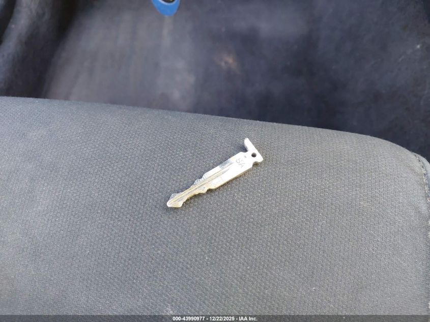 2011 Ford Mustang V6 VIN: 1ZVBP8AM8B5125142 Lot: 43990977