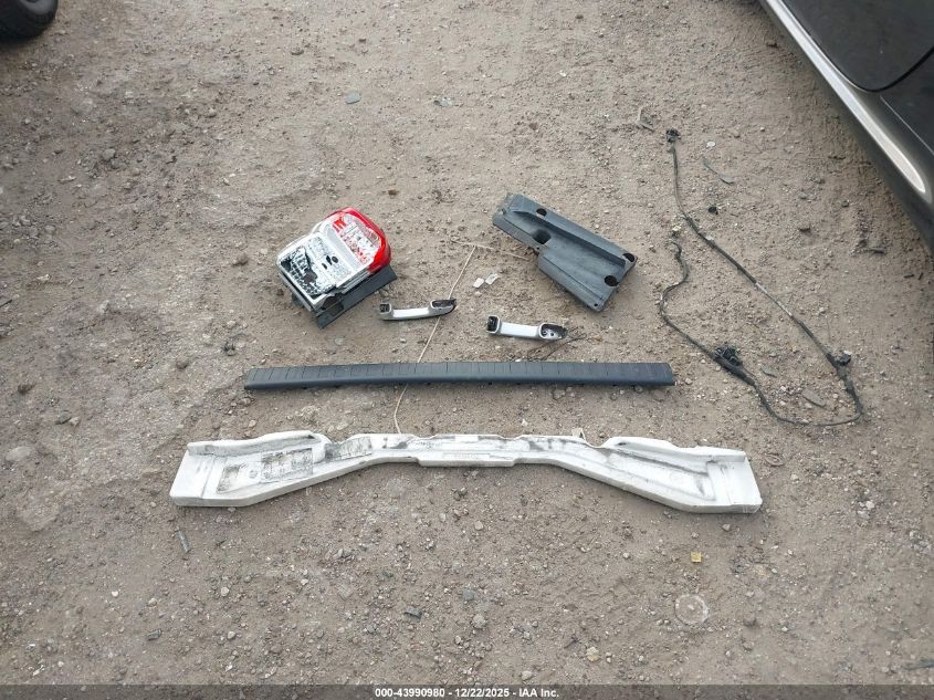 2010 Toyota 4Runner Sr5 V6 VIN: JTEZU5JR7A5008151 Lot: 43990980