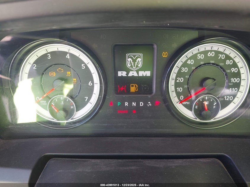 2023 RAM 1500 CLASSIC 3.6L V-6 DOHC, VVT, (VIN: 1C6RR6FG8PS535653