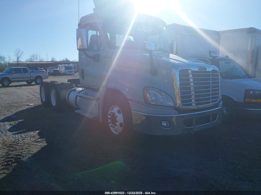 2018 Freightliner Cascadia 125 VIN: 3AKJGEDR7JDJU1297 Lot: 43991023