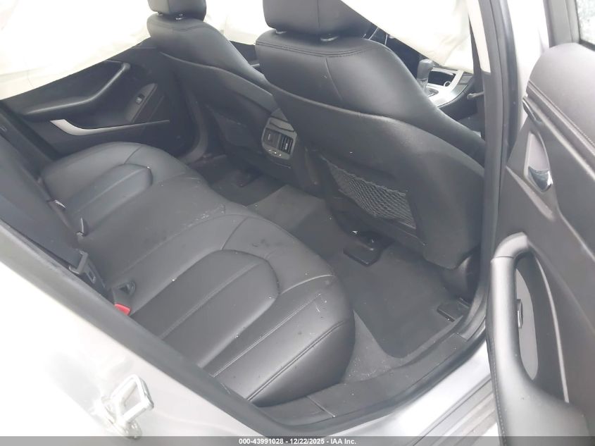 2010 Cadillac Cts Standard VIN: 1G6DC5EG1A0113102 Lot: 43991028