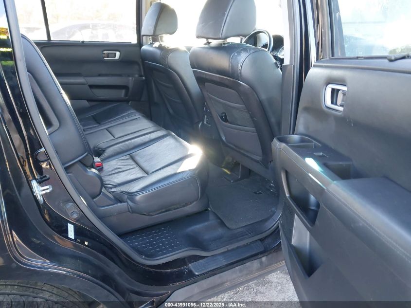 2010 Honda Pilot Touring VIN: 5FNYF4H82AB038464 Lot: 43991056