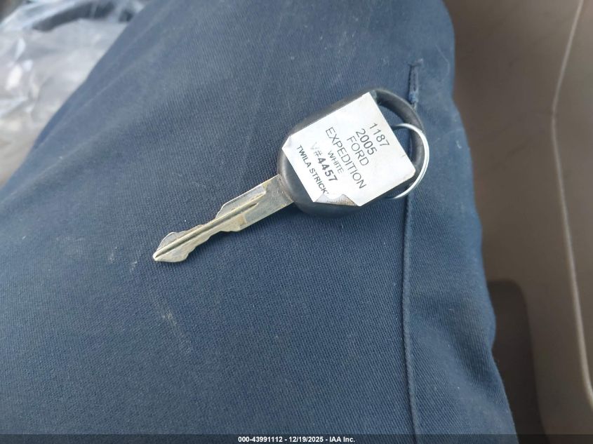 2005 Ford Expedition Limited VIN: 1FMFU20585LA94457 Lot: 43991112