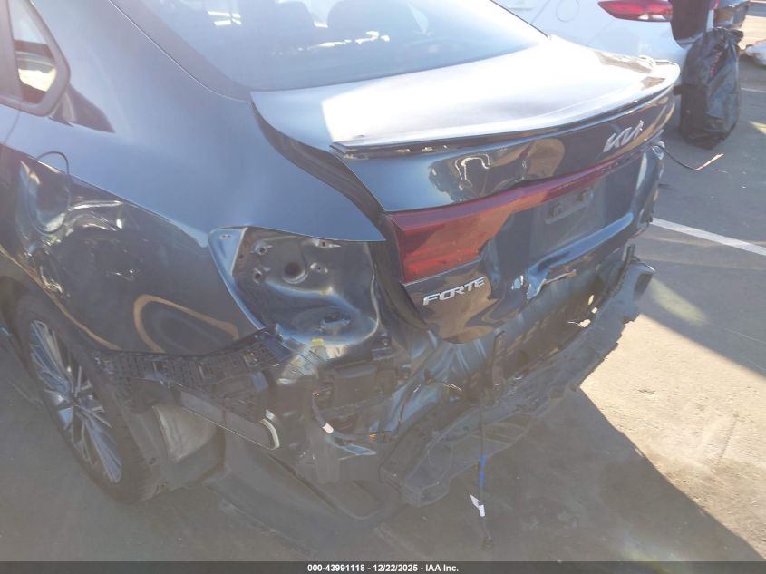 2023 Kia Forte Gt-Line VIN: 3KPF54AD9PE638771 Lot: 43991118
