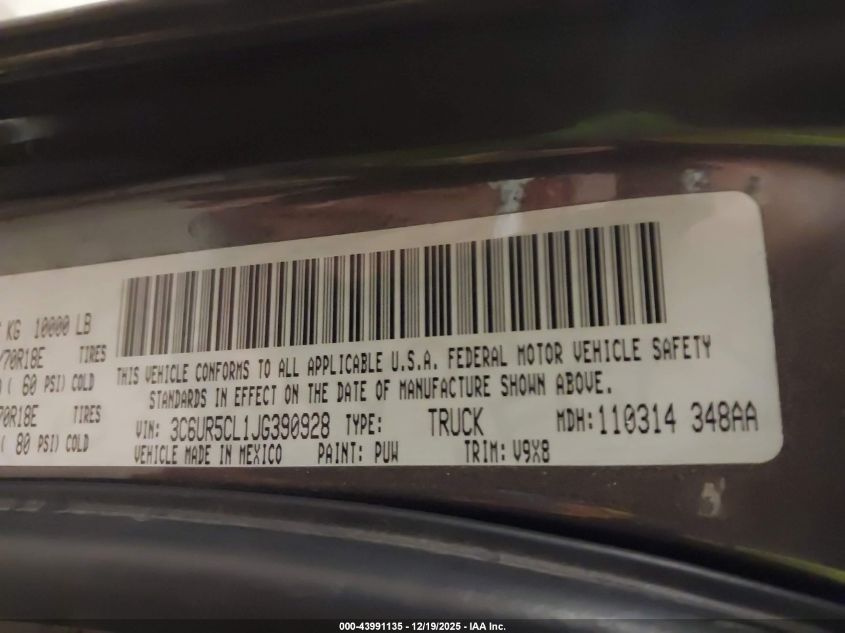2018 Ram 2500 Tradesman 4X4 6'4 Box VIN: 3C6UR5CL1JG390928 Lot: 43991135