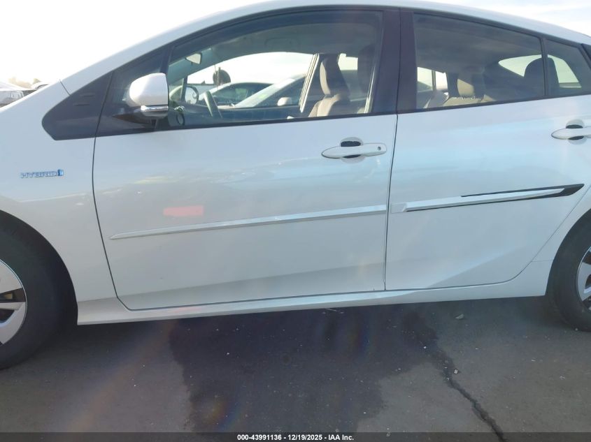 2016 Toyota Prius Two Eco VIN: JTDKARFUXG3007423 Lot: 43991136