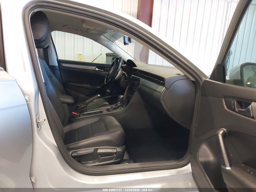 2020 Volkswagen Passat 2.0T Se