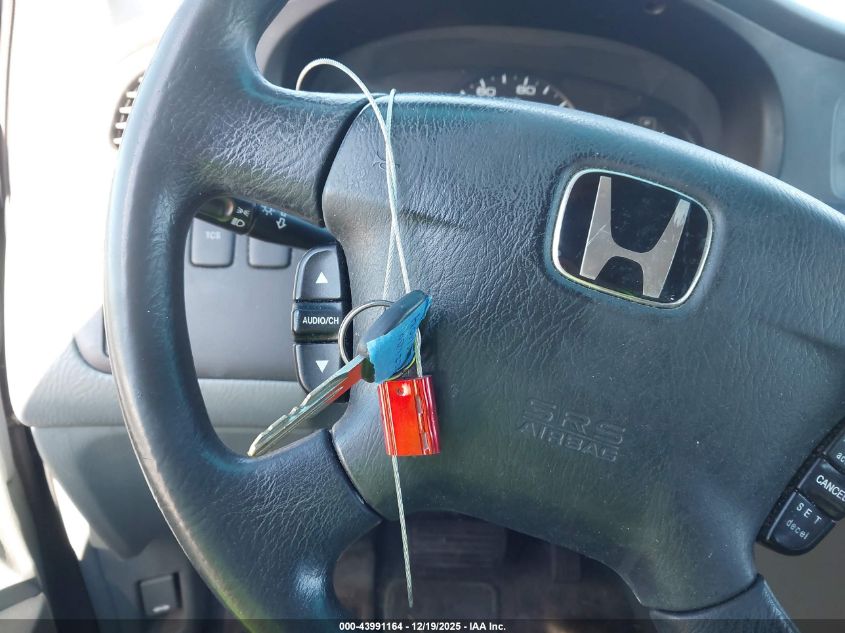 2002 Honda Odyssey Ex VIN: 5FNRL18692B001665 Lot: 43991164