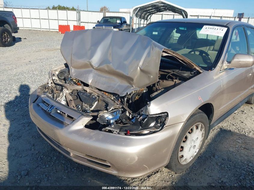 2002 Honda Accord 2.3 Lx VIN: JHMCG56492C030811 Lot: 43991174