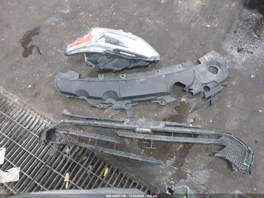 2018 Chevrolet Traverse Ls VIN: 1GNERFKW8JJ157701 Lot: 43991196