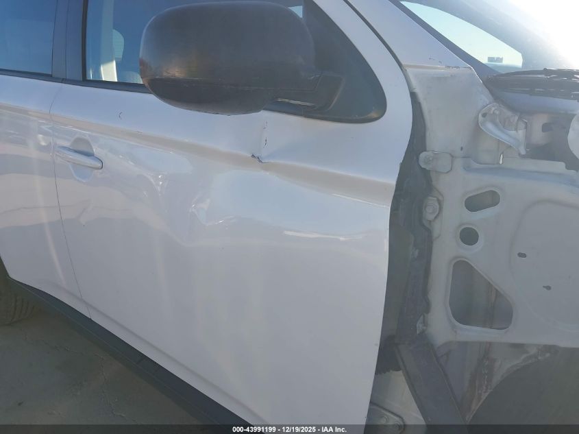 2015 Mitsubishi Outlander Es VIN: JA4AD2A33FZ001350 Lot: 43991199