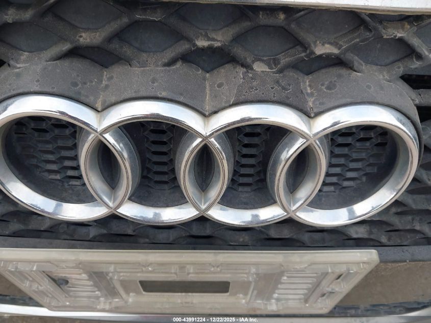 2010 Audi A5 2.0T Premium VIN: WAURFAFR2AA078743 Lot: 43991224