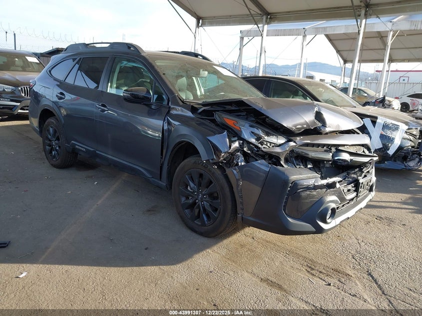 4S4BTAJC3P3102525 2023 Subaru Outback Onyx Edition auction photo 1