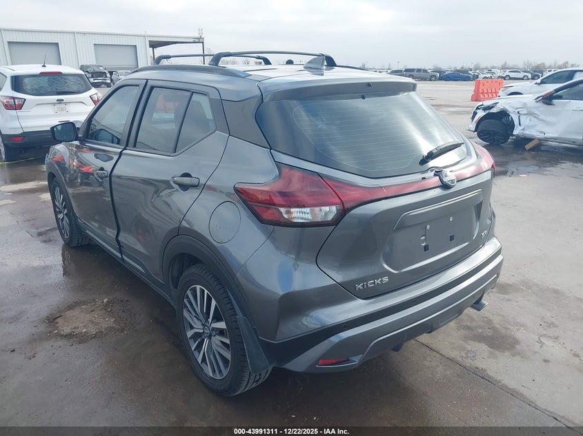 2023 Nissan Kicks Sr Xtronic Cvt